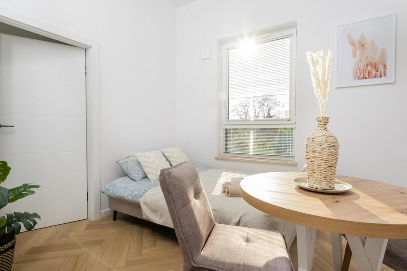 Wiktoryn 21 Citysphere Premium Suite 2 Warschau Buitenkant foto